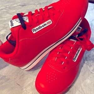 Brand new Reebok Ladies sz 8